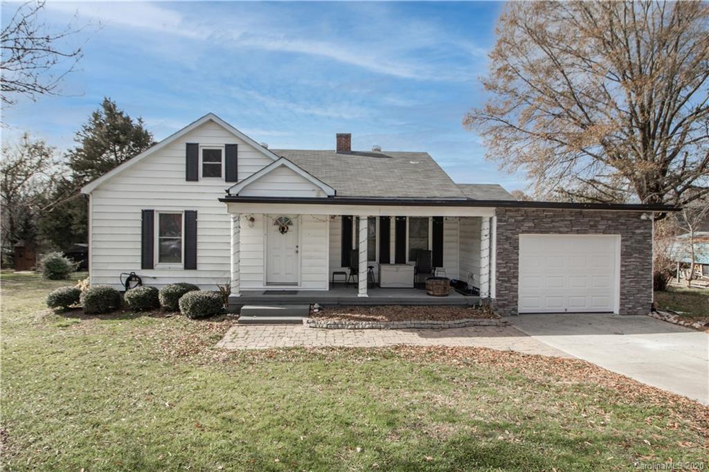 504 East Rice Street Landis, NC 28088 - Photo 1 of 35 Gallery Image 1