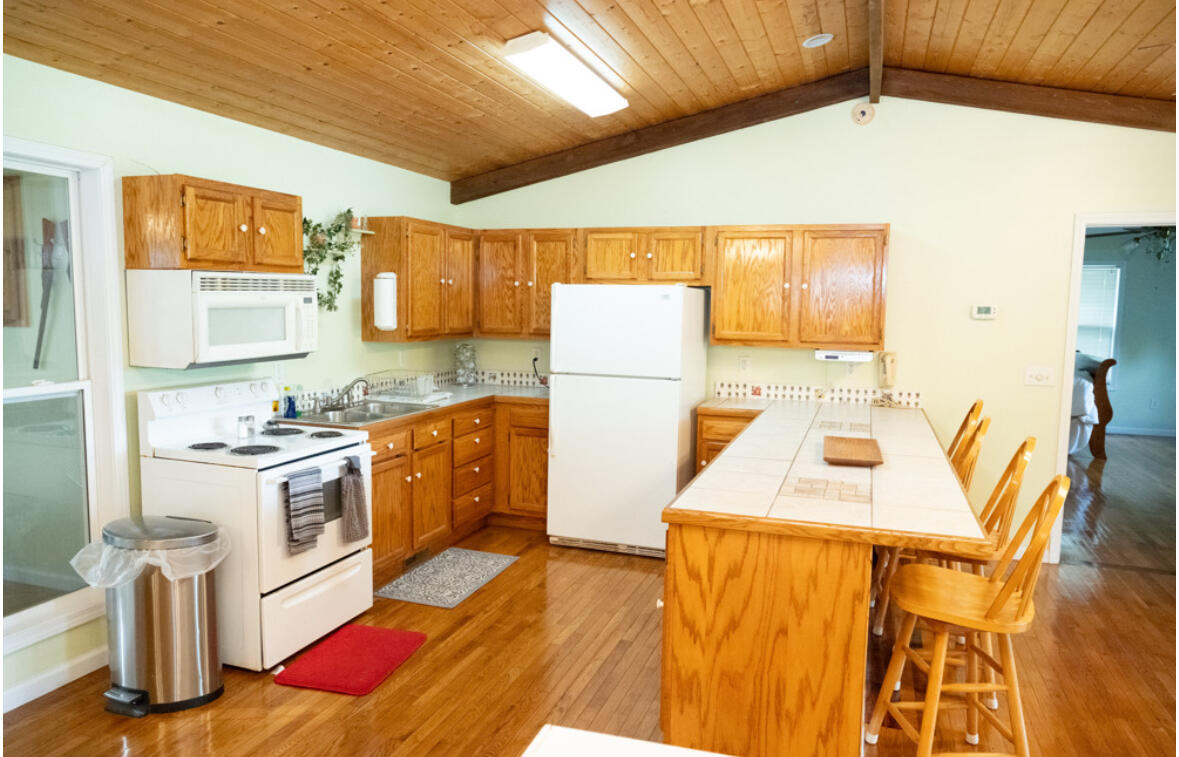 165 Webb Road Pikeville, TN 37367 - Photo 7 of 24 IMG_9456