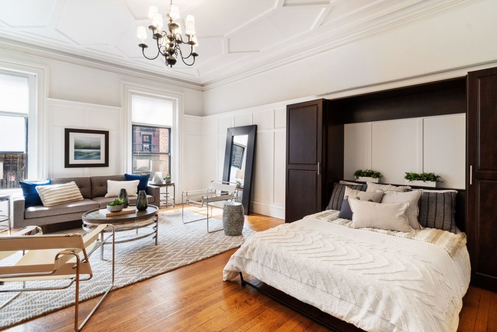 189 Beacon Street, Unit 4 Boston, MA 02116 - Photo 2 of 9