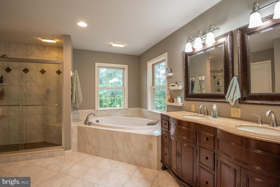 175 Little Britain Road Nottingham, PA 19362 - Photo 29 of 48 Master Bath