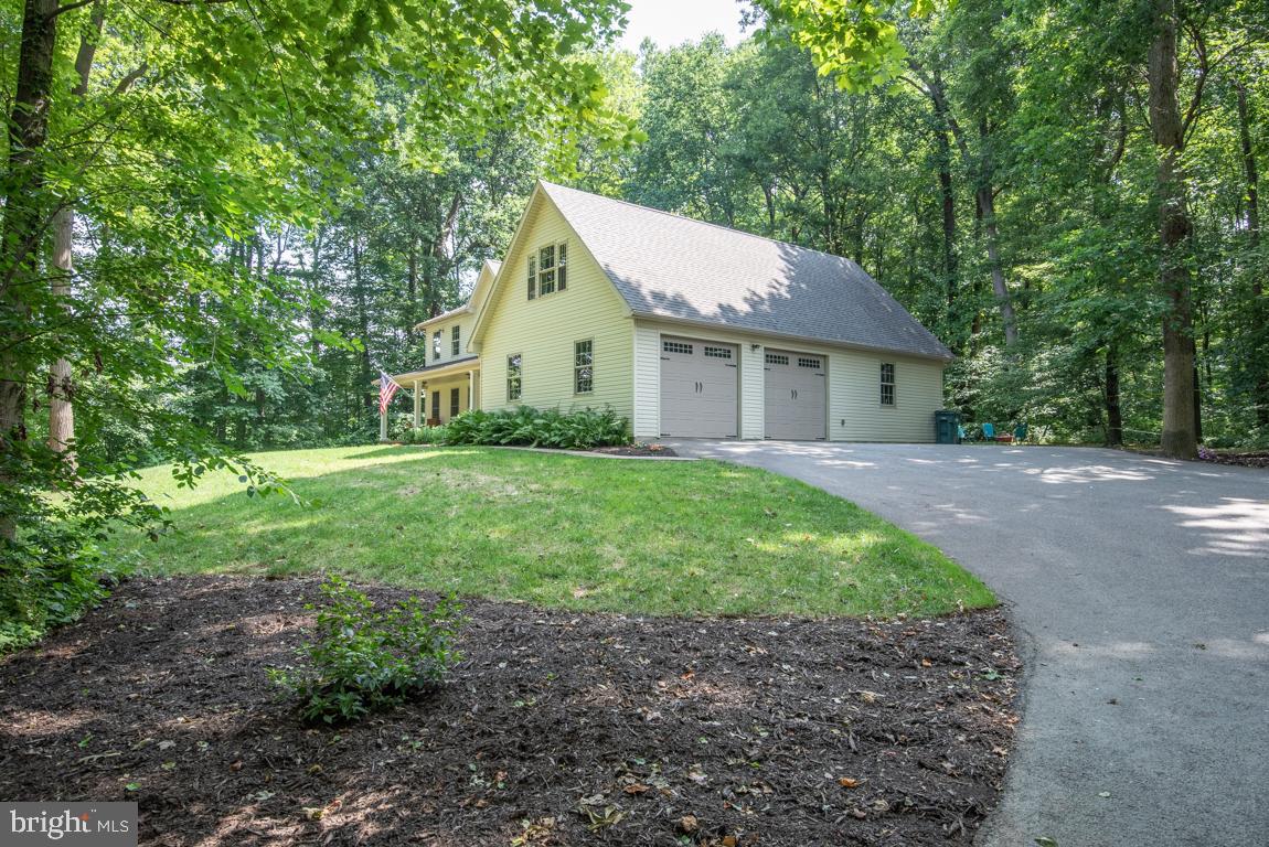 175 Little Britain Road Nottingham, PA 19362 - Photo 4 of 48 Driveway