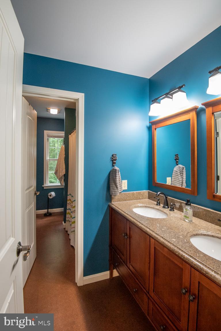 175 Little Britain Road Nottingham, PA 19362 - Photo 34 of 48 Full Bath