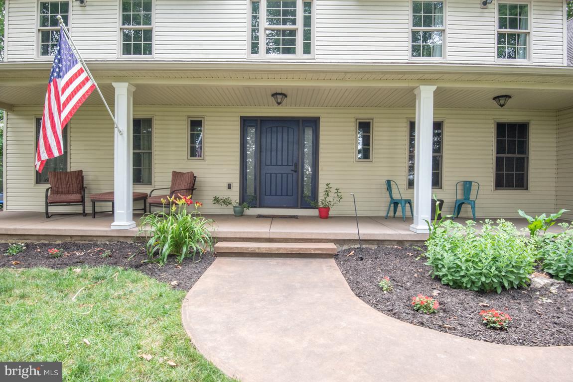 175 Little Britain Road Nottingham, PA 19362 - Photo 6 of 48 Front Porch