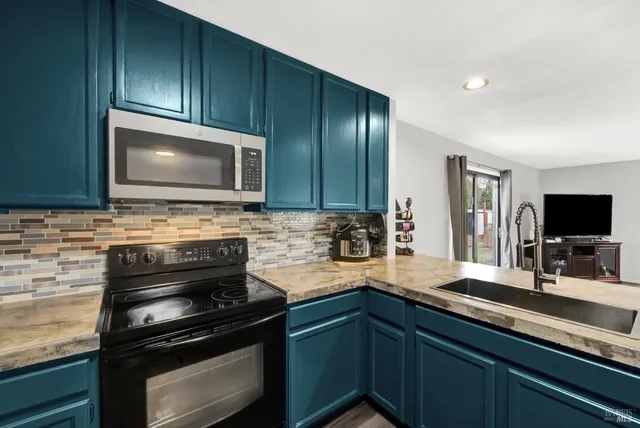 $569,000 | 292 Woolner Court, Fairfield, CA 94533