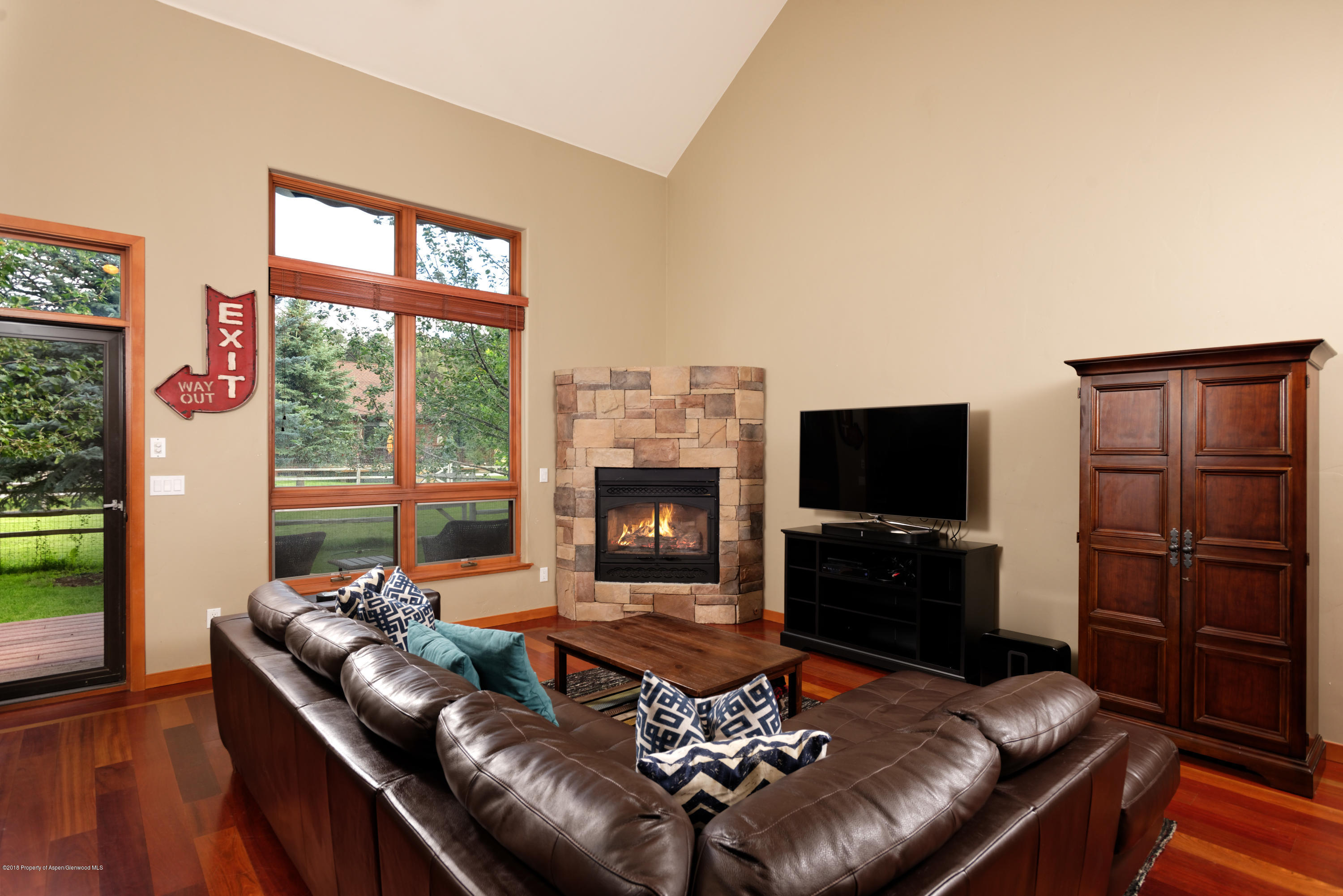 263 Midland Point Road Carbondale, CO 81623 - Photo 5 of 27 263MidlandPointRoad_HiRes021