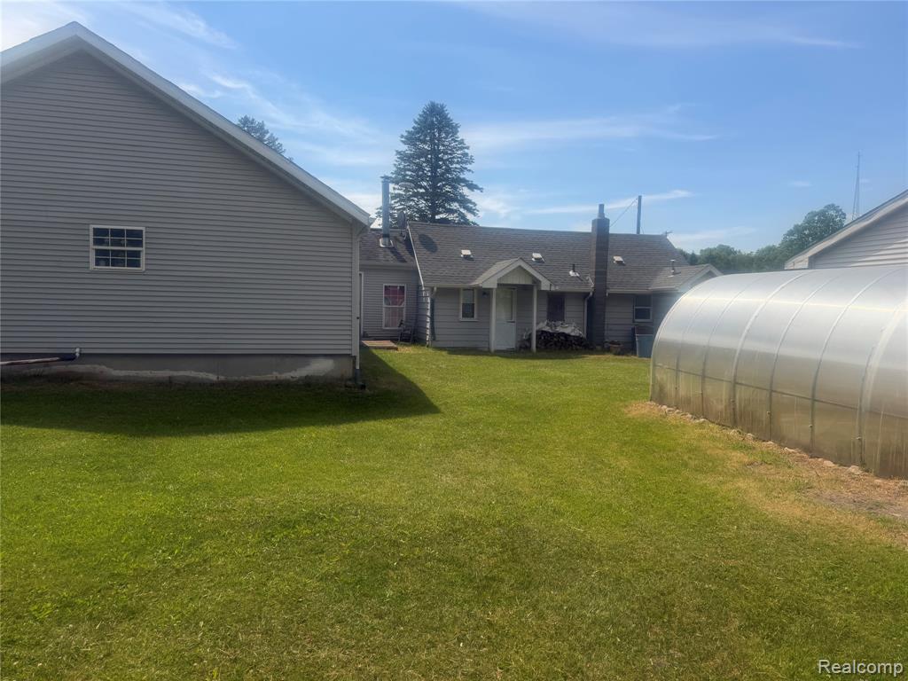 5716 Falkenbury Road North Branch, MI 48461 - Photo 18 of 51