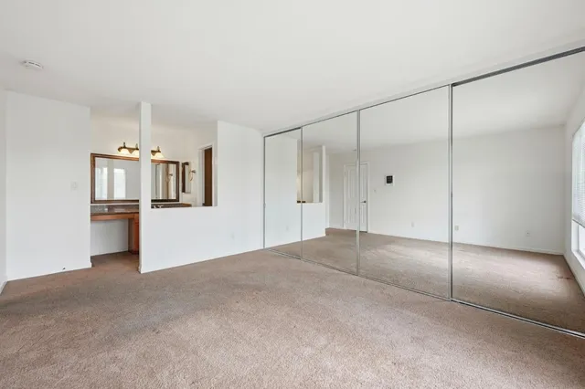 $2,425 | 6666 Beadnell Way, Unit 26, San Diego, CA 92117