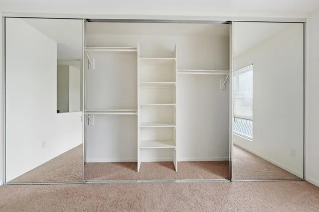 $2,425 | 6666 Beadnell Way, Unit 26, San Diego, CA 92117