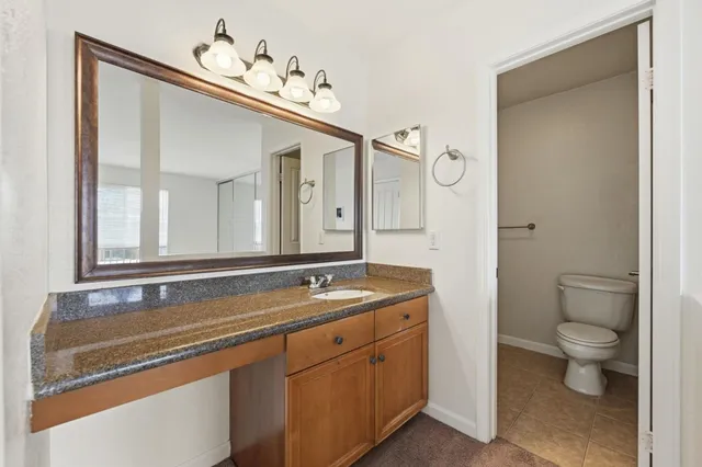 $2,425 | 6666 Beadnell Way, Unit 26, San Diego, CA 92117