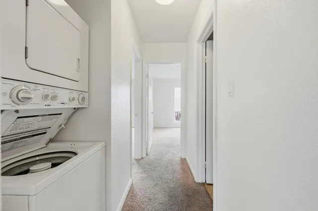 $2,425 | 6666 Beadnell Way, Unit 26, San Diego, CA 92117