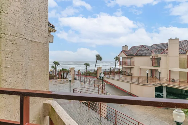 $345,000 | 7312 Seawall Boulevard, Unit 217, Galveston, TX 77551