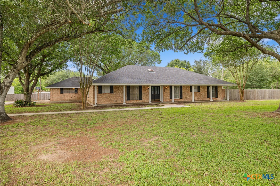602 Bingham Road Victoria, TX 77904 - Photo 4 of 48