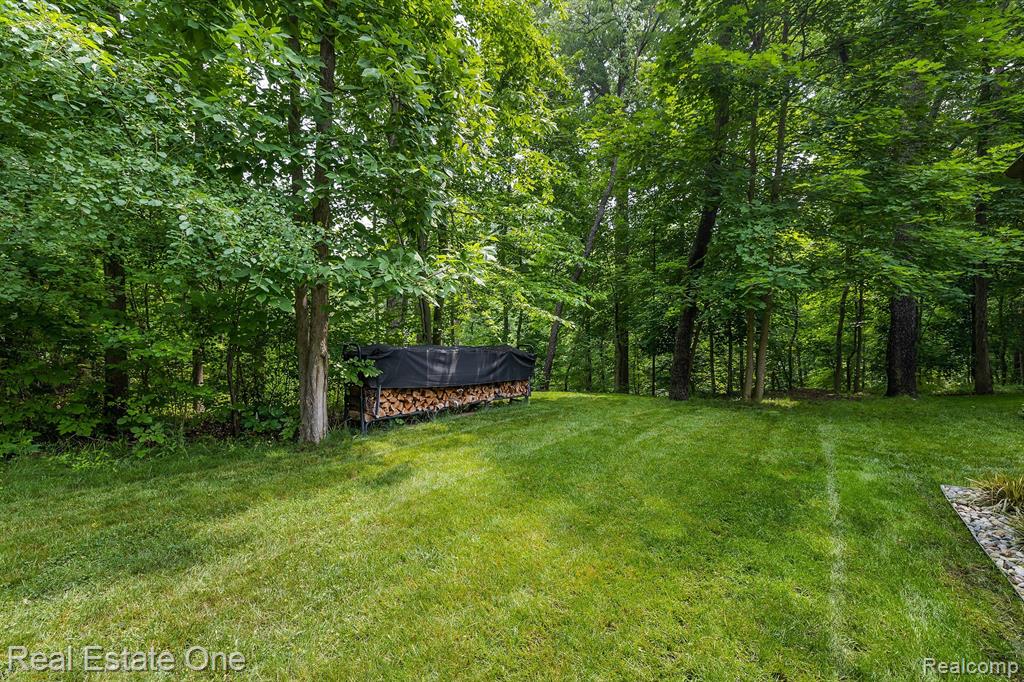 31360 Bingham Road Bingham Farms, MI 48025 - Photo 9 of 66
