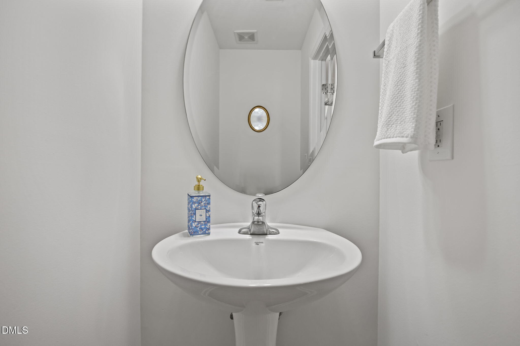 6623 Clarksburg Place Raleigh, NC 27616 - Photo 17 of 32 23-web-or-mls-IMG_9065