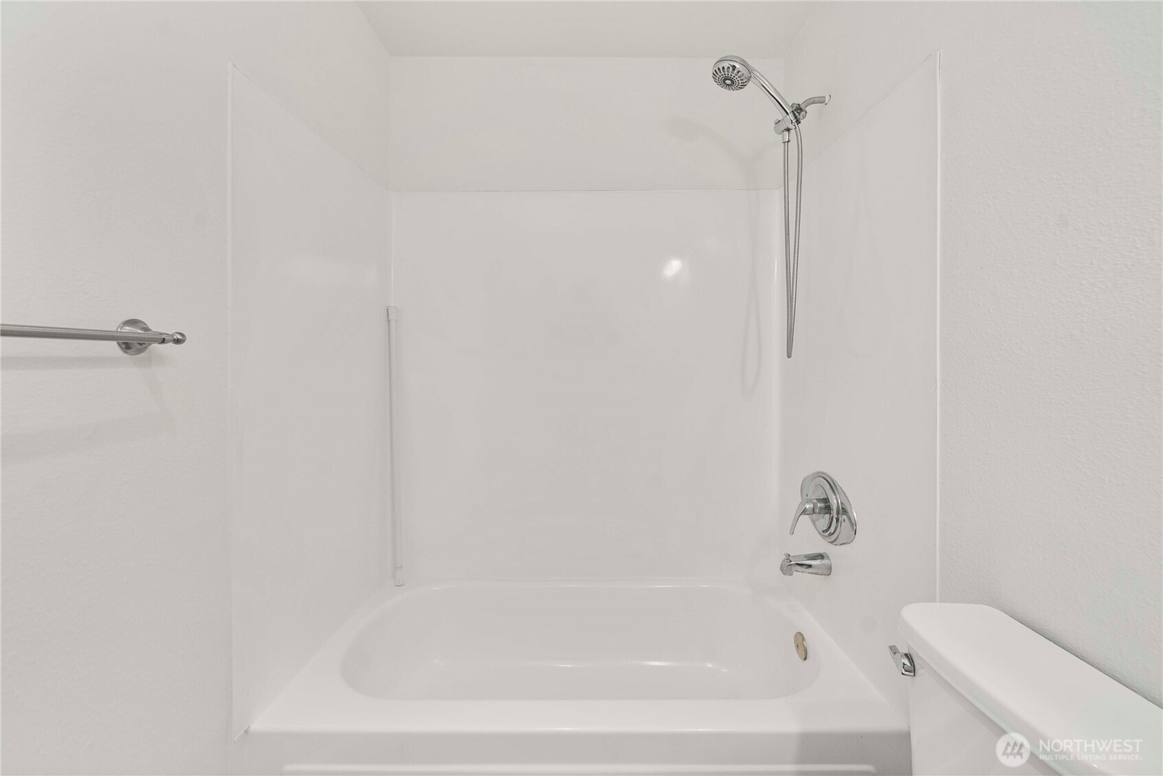 975 Aberdeen Avenue Northeast, Unit C306 Renton, WA 98056 - Photo 20 of 32