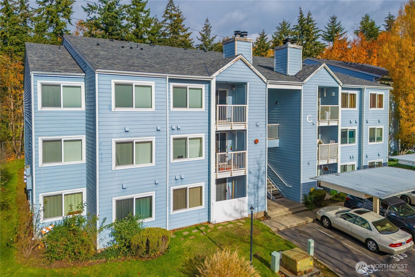 975 Aberdeen Avenue Northeast, Unit C306 Renton, WA 98056 - Photo 2 of 32