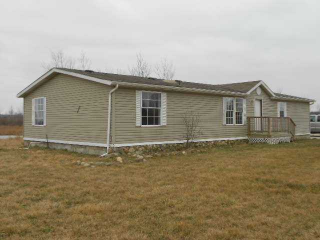 6143 Myron Road Jeddo, MI 48032 - Photo 8 of 20 31091333-7.JPG