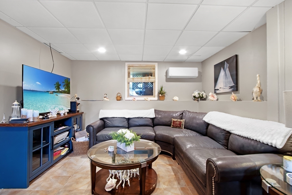 8 Nancy Street Fairhaven, MA 02719 - Photo 18 of 36