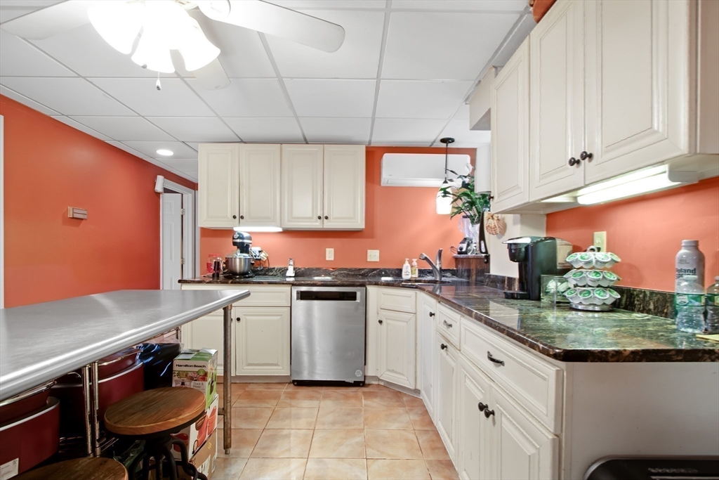 8 Nancy Street Fairhaven, MA 02719 - Photo 21 of 36