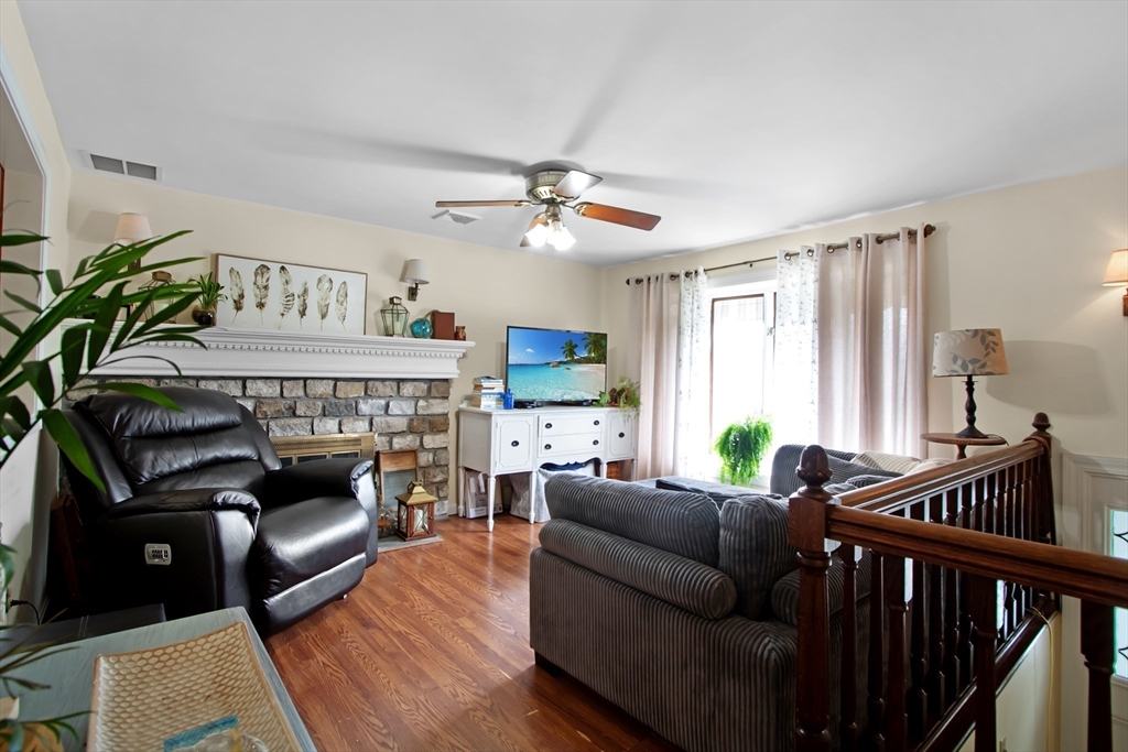 8 Nancy Street Fairhaven, MA 02719 - Photo 3 of 36