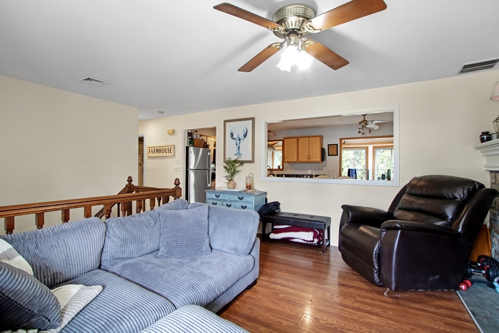 8 Nancy Street Fairhaven, MA 02719 - Photo 6 of 36