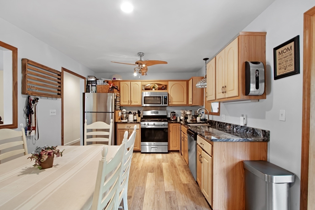 8 Nancy Street Fairhaven, MA 02719 - Photo 7 of 36