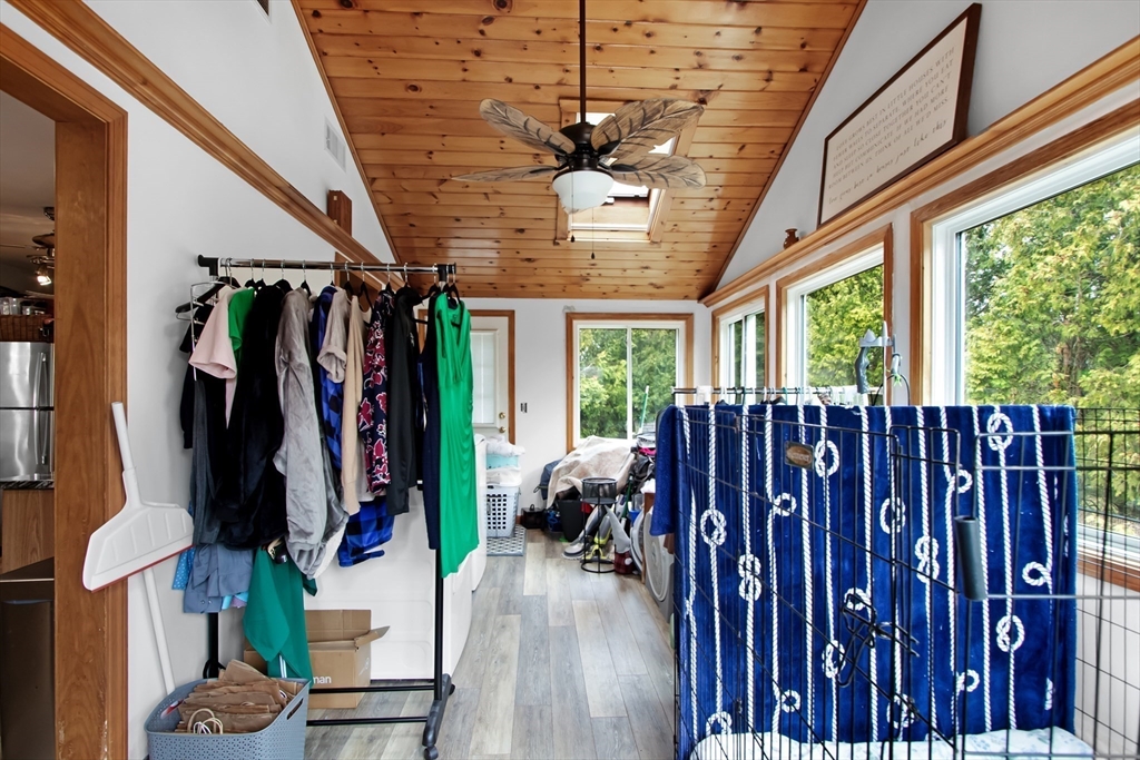 8 Nancy Street Fairhaven, MA 02719 - Photo 10 of 36