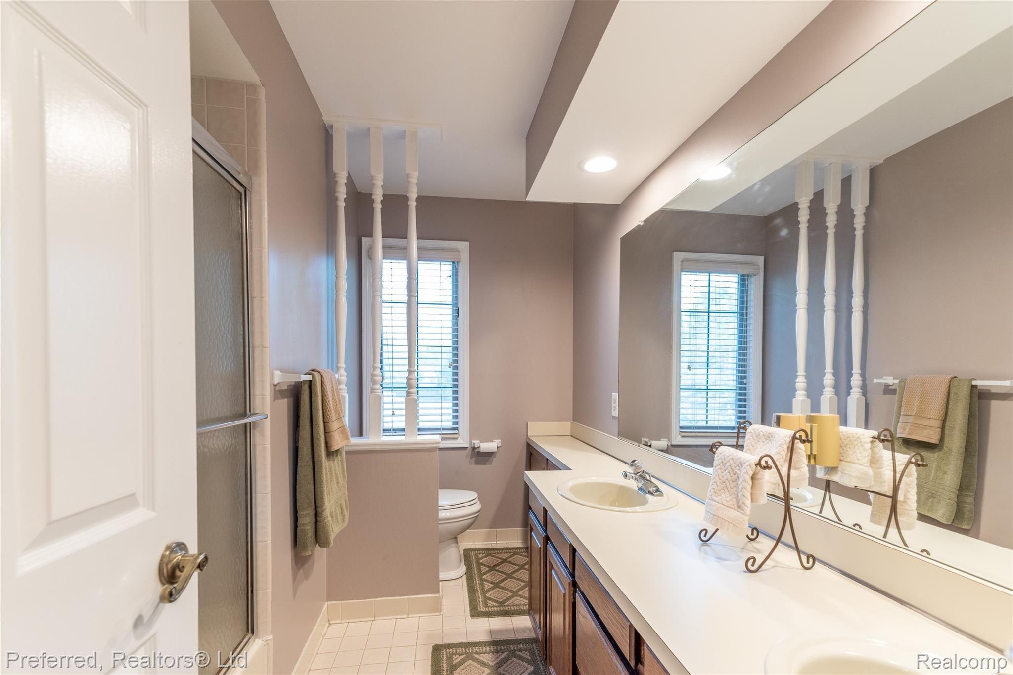 31170 Country Ridge Circle Farmington, MI 48331 - Photo 32 of 56 DSC_1109.jpg
