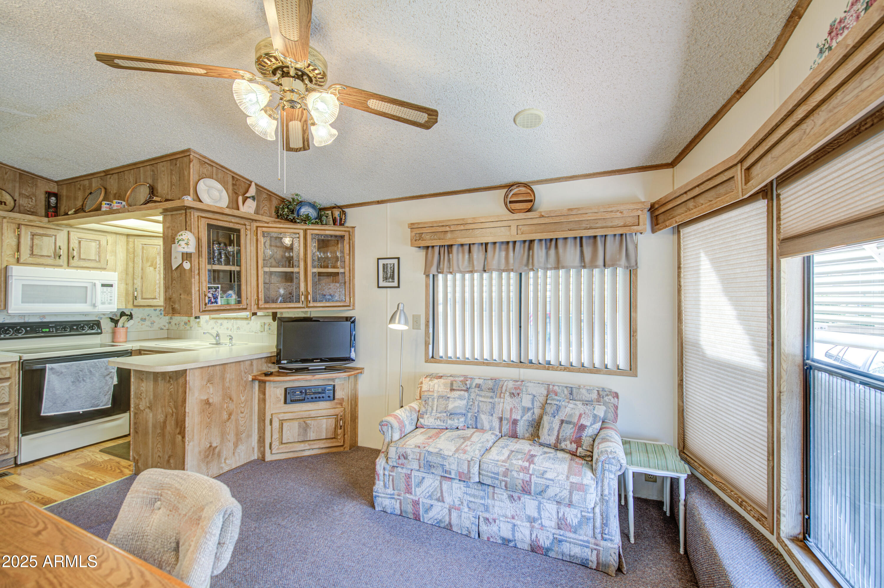 7750 East Broadway Road, Unit 147 Mesa, AZ 85208 - Photo 12 of 41 Dining Area 4