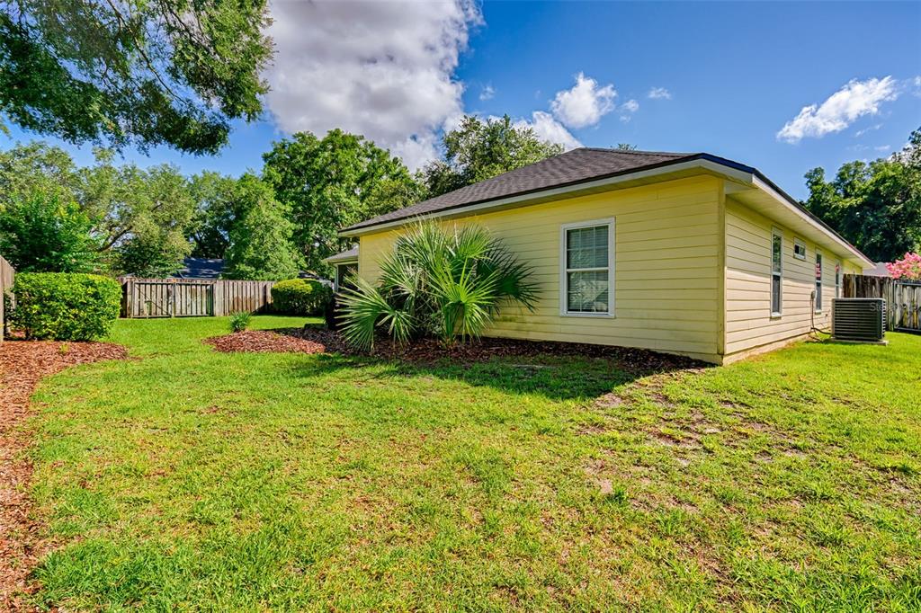 6618 Southwest 83 Terrace Gainesville, FL 32608 - Photo 35 of 37