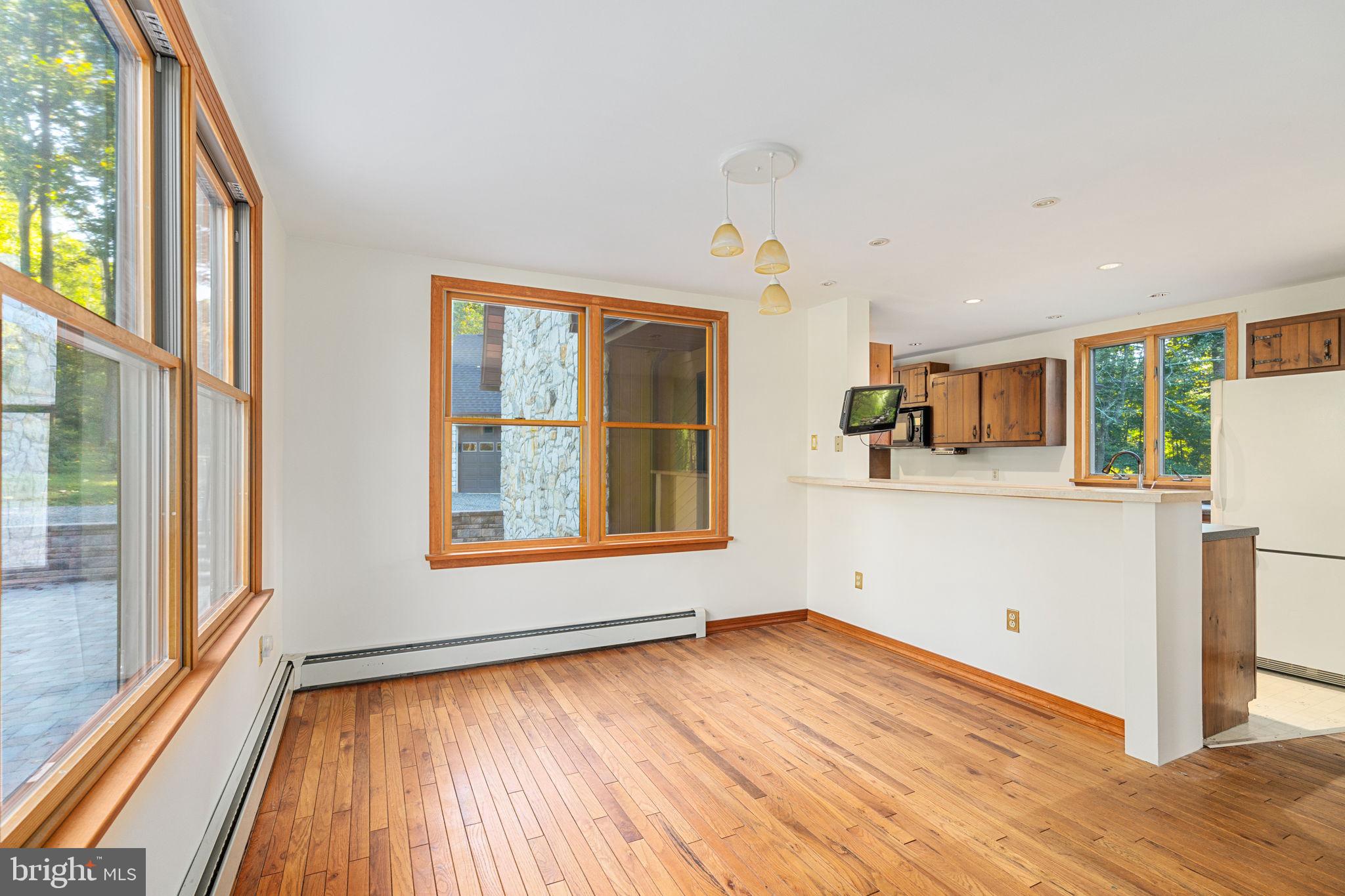292 Baldy Hill Road Alburtis, PA 18011 - Photo 17 of 43 Dining Room With Breakfast Bar