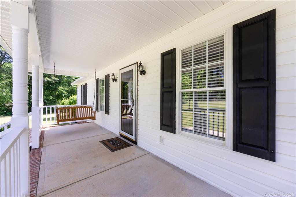 860 Reese Road Rock Hill, SC 29730 - Photo 4 of 47 Gallery Image 4