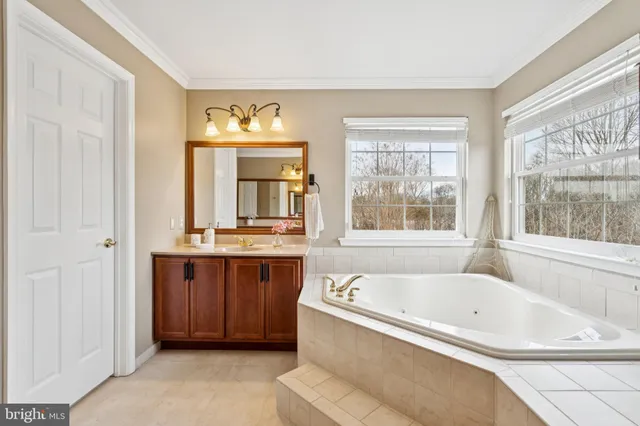 $980,000 | 253 Jennings Way, Mickleton, NJ 08056