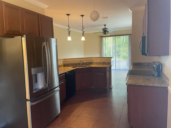 $2,700 | 5079 Northwest Fiddle Leaf Court, Port St. Lucie, FL 34986