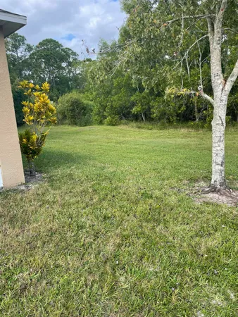 $2,700 | 5079 Northwest Fiddle Leaf Court, Port St. Lucie, FL 34986