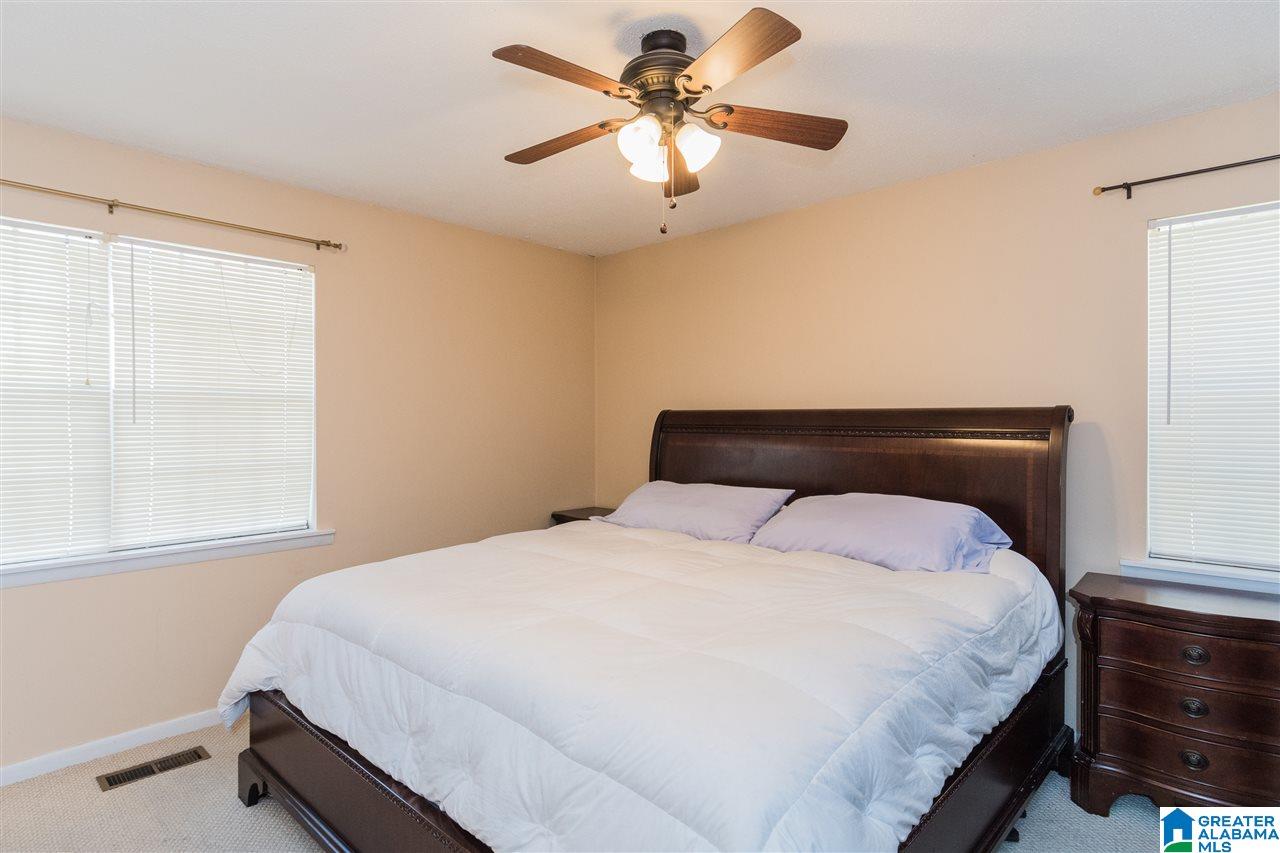 81 Ivanhoe Lane Calera, AL 35040 - Photo 10 of 29