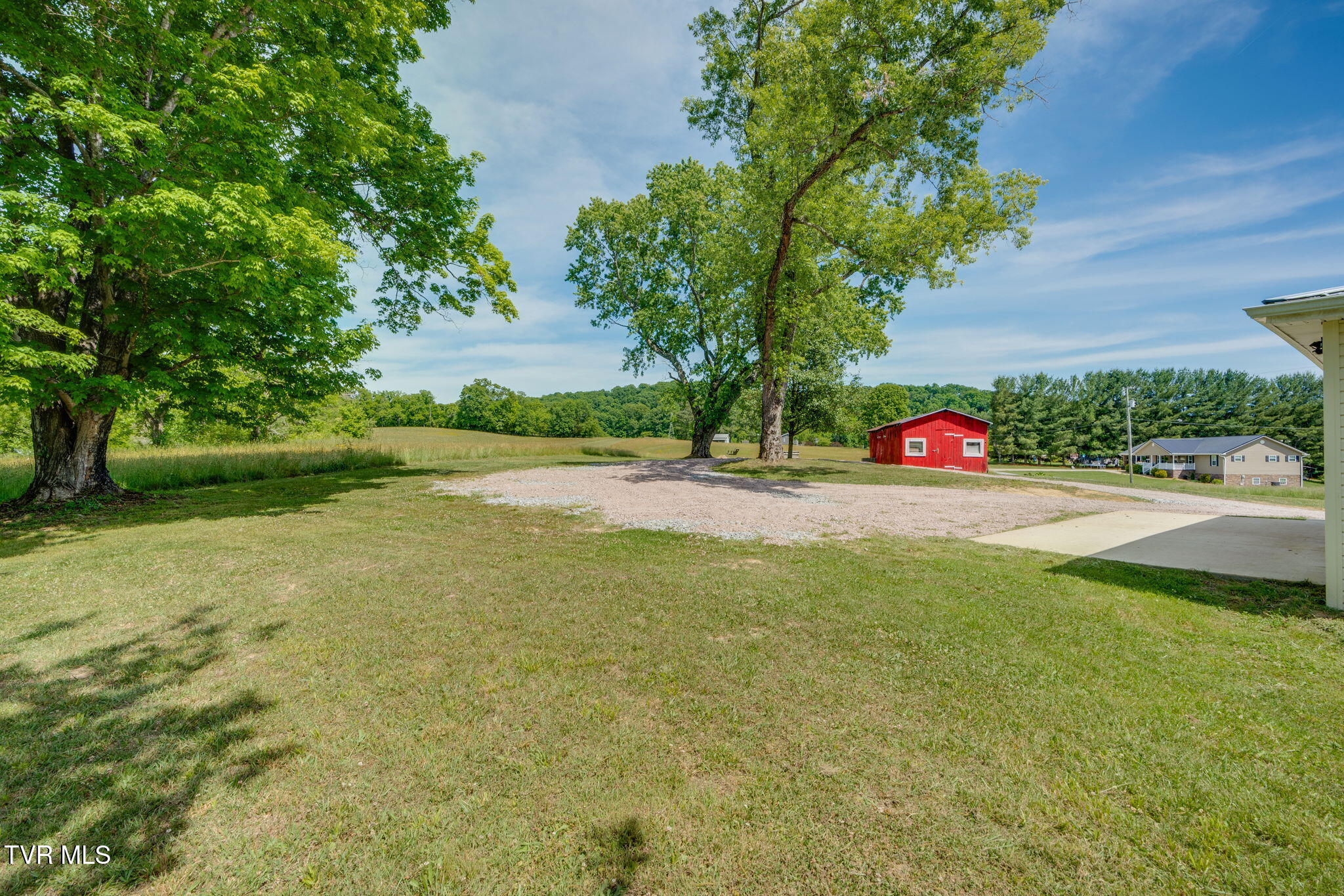 1620 Spider Stines Road Greeneville, TN 37745 - Photo 24 of 29 024