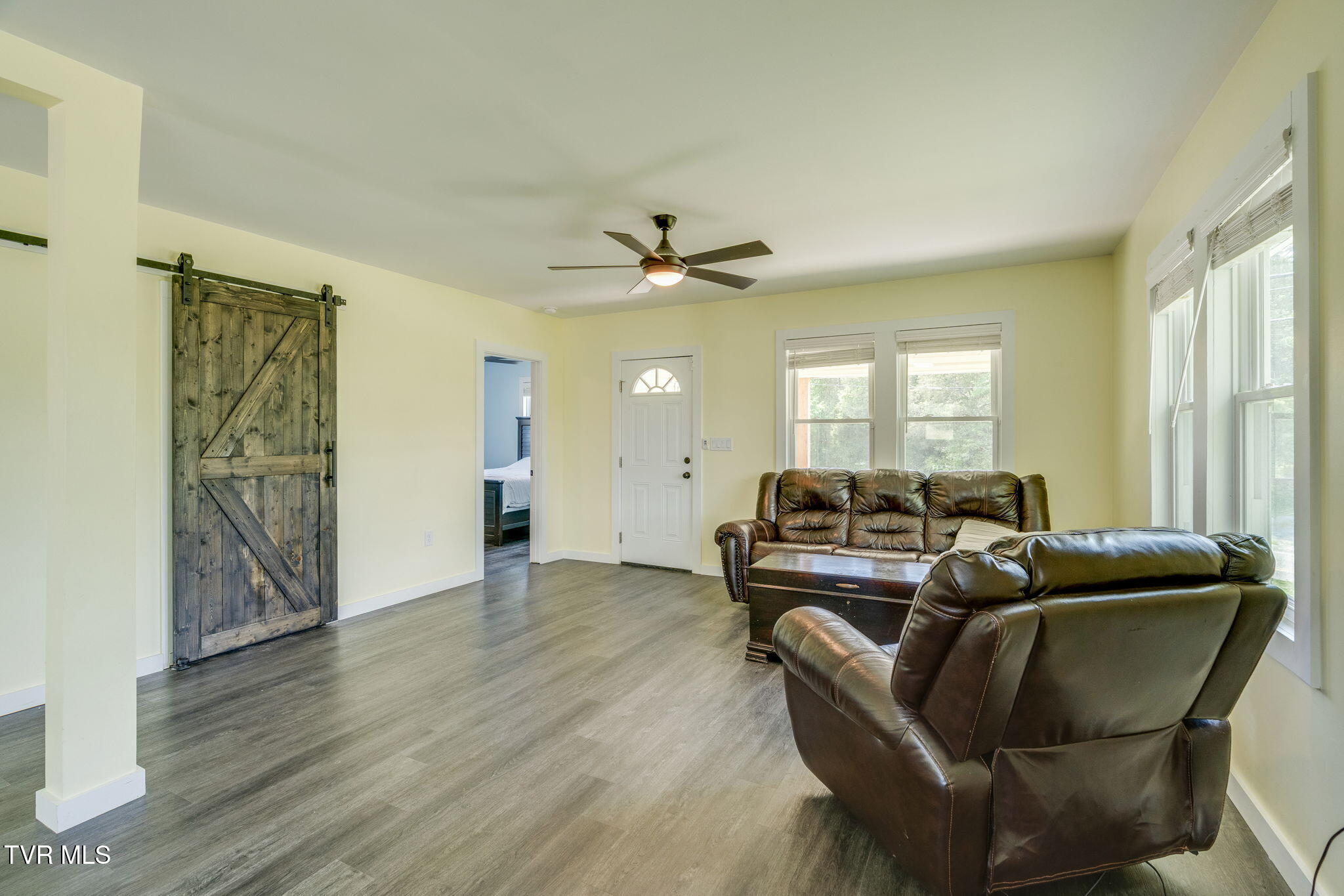 1620 Spider Stines Road Greeneville, TN 37745 - Photo 6 of 29 006