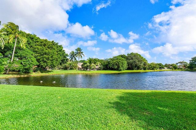 $1,150,000 | 7276 Encina Lane, Boca Raton, FL 33433