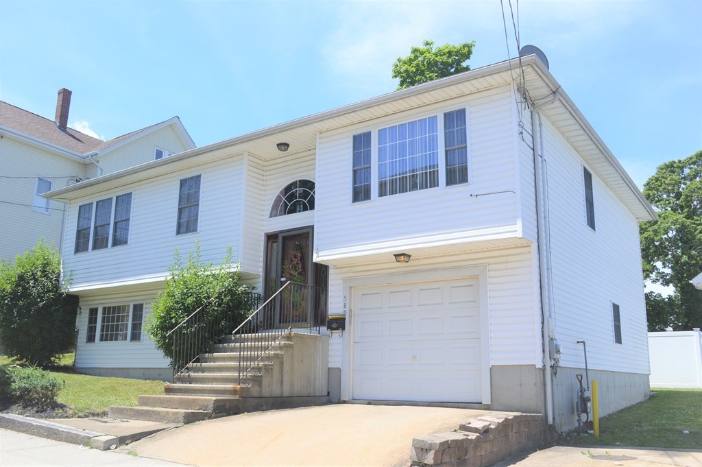 589 2nd Street Fall River, MA 02721 - Photo 1 of 33