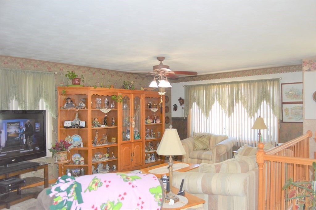589 2nd Street Fall River, MA 02721 - Photo 8 of 33