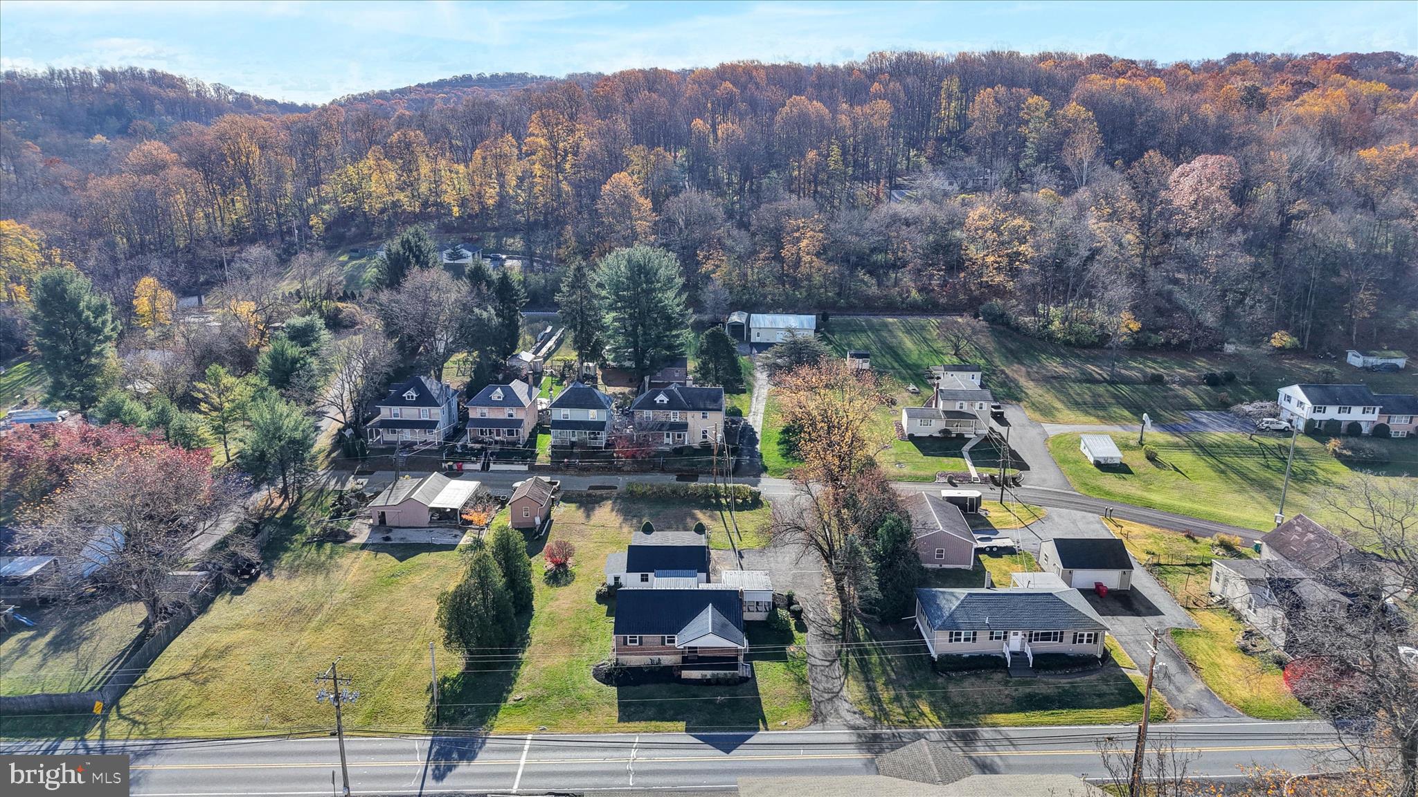 986 Fritztown Road Reading, PA 19608 - Photo 2 of 45 a view of a city