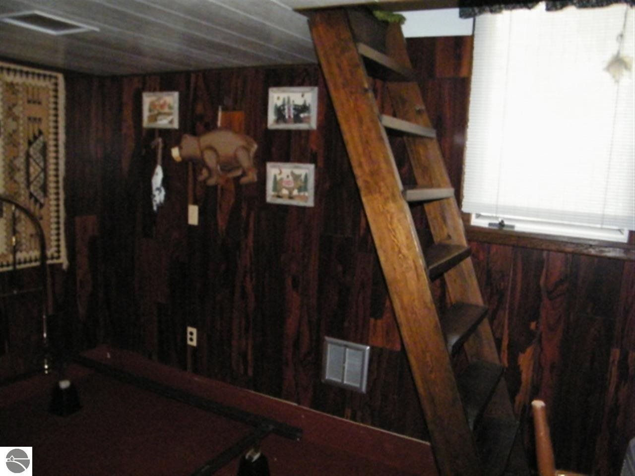 6189 Rushton Road Ellsworth, MI 49729 - Photo 36 of 37 1792197-35.JPG