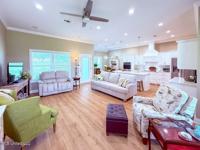 $310,000 | 3108 County Line Road West, Summit, MS 39666