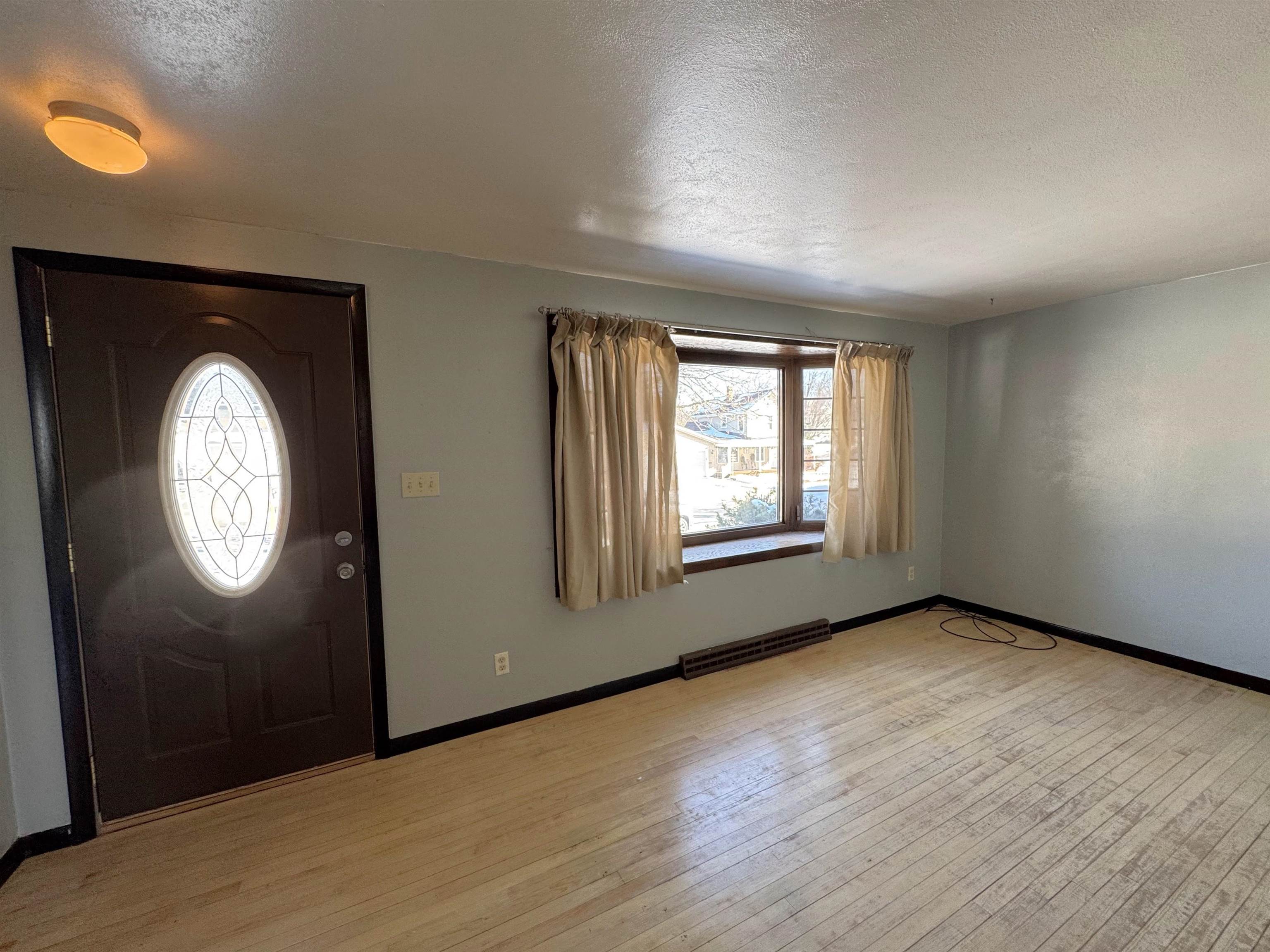 2207 12th Avenue Monroe, WI 53566 - Photo 11 of 46