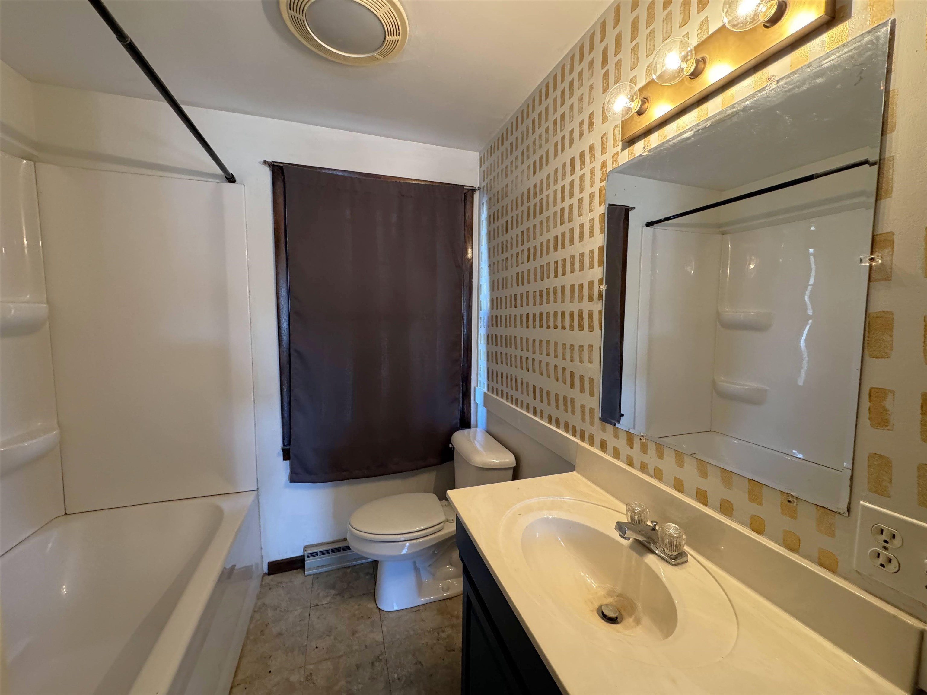 2207 12th Avenue Monroe, WI 53566 - Photo 31 of 46