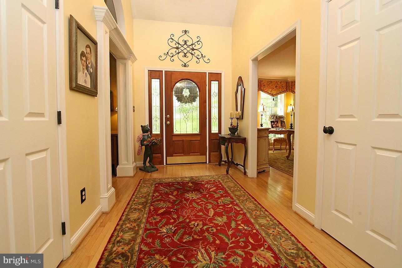 1085 Long Valley Road Westminster, MD 21158 - Photo 2 of 30 2 Story Foyer