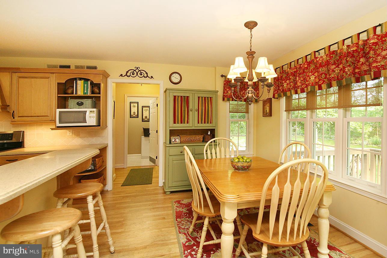 1085 Long Valley Road Westminster, MD 21158 - Photo 13 of 30 Breakfast Area