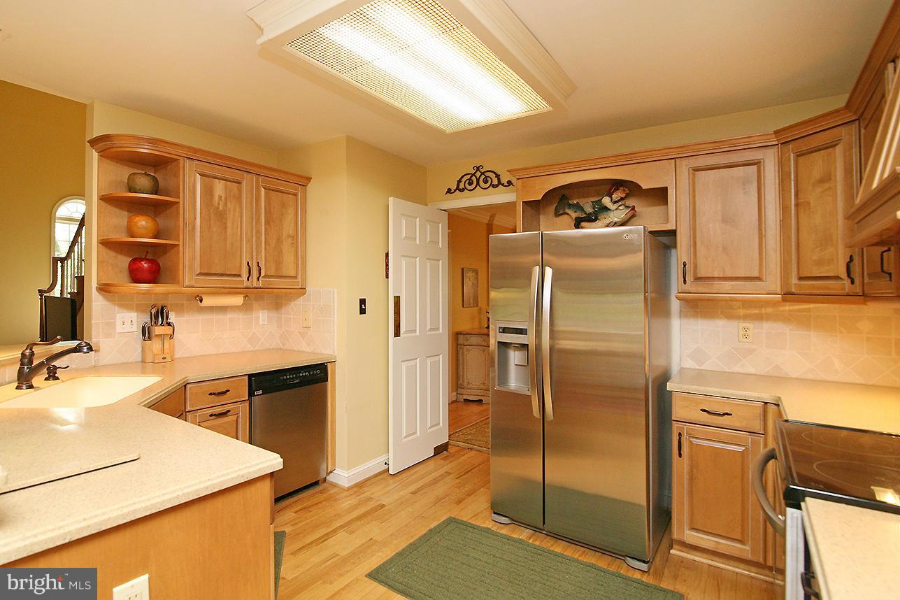 1085 Long Valley Road Westminster, MD 21158 - Photo 10 of 30 Kitchen