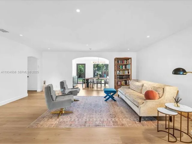 $13,000 | 920 West 47th Court, Miami Beach, FL 33140